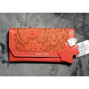 Red, Genuine Leather Clutch / Wallet. RFID Protection, 12 Card Slots, E.Z. Slide